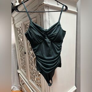 🆕Expreas green top❤️